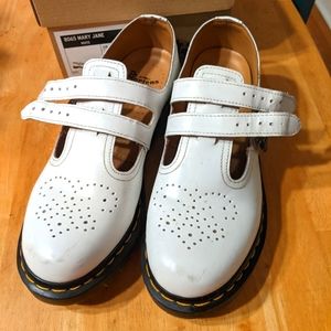 Women's Dr. Martens Leather White Mary Jane 8065 Sz 8 EU 39